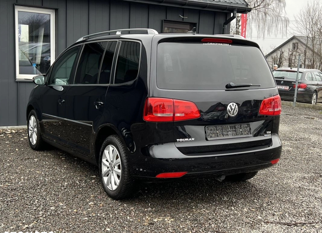 Volkswagen Touran cena 32900 przebieg: 202000, rok produkcji 2011 z Warta małe 436